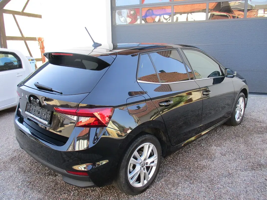 Skoda Fabia Style - Thumbnail 3