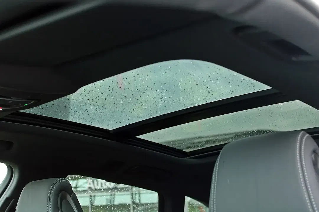Audi RS4 TFSI quattro Avant - Thumbnail 12