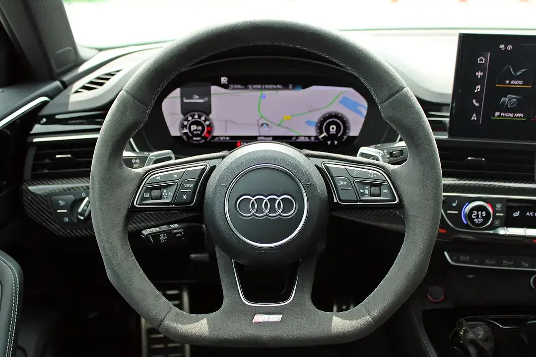 Audi RS4 TFSI quattro Avant - foto 15