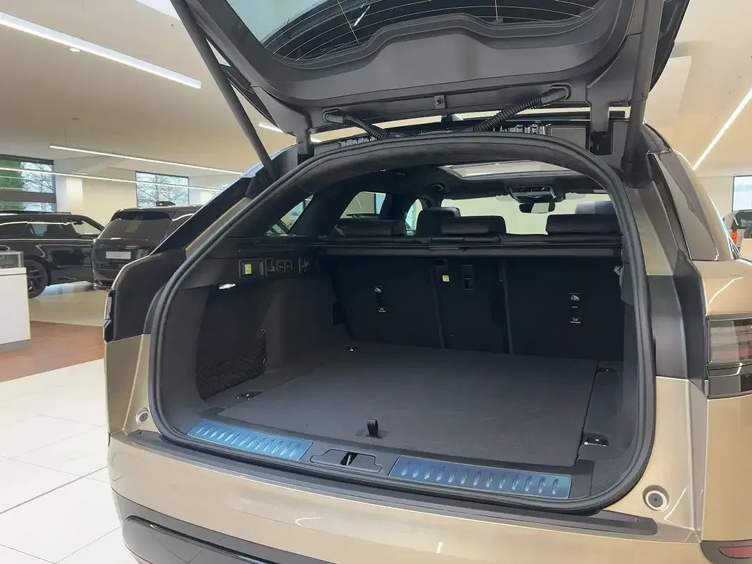 Land Rover Range Rover Velar D300 Autobiography - Thumbnail 7