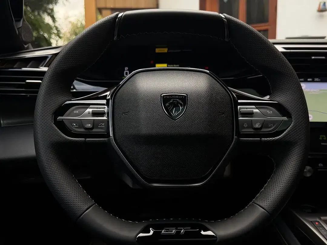 Peugeot 308 145 Hybrid - foto 15