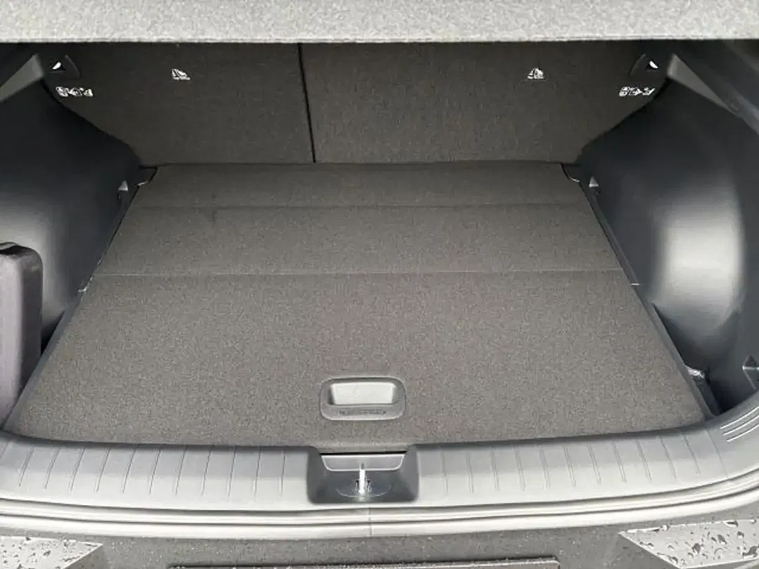 Kia EV4 Earth - Thumbnail 10