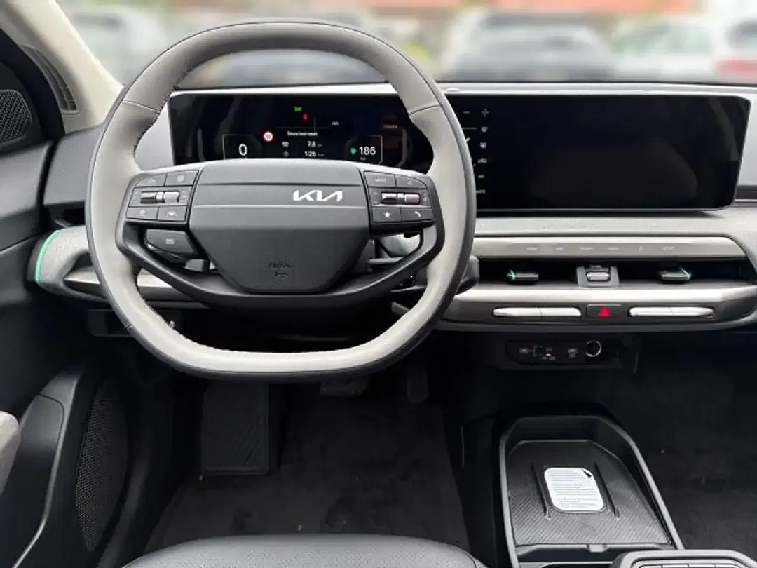 Kia EV4 Earth - Thumbnail 15