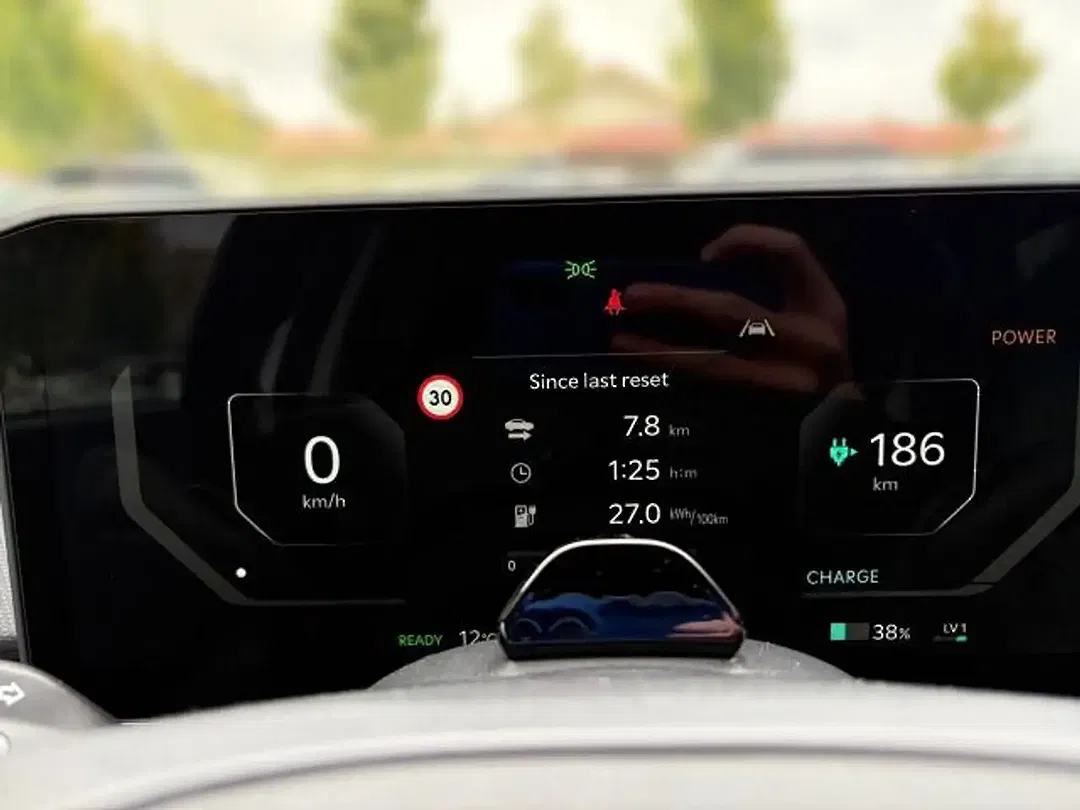 Kia EV4 Earth - Thumbnail 16