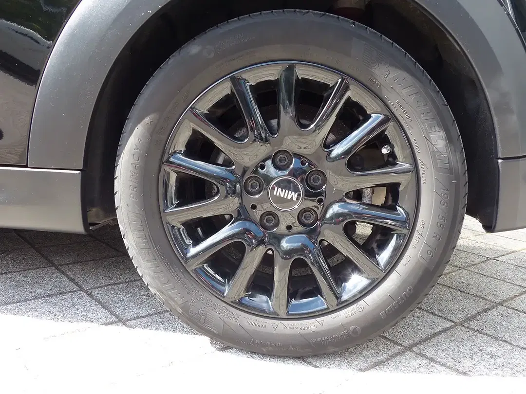 MINI One Cabrio Classic Trim - Thumbnail 10