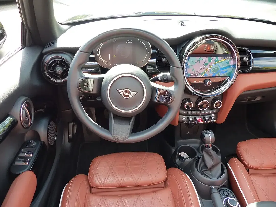 MINI One Cabrio Classic Trim - Thumbnail 13