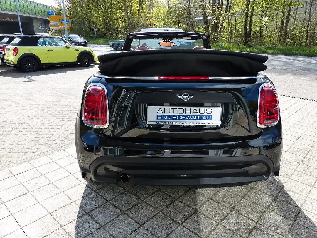 MINI One Cabrio Classic Trim - Thumbnail 8