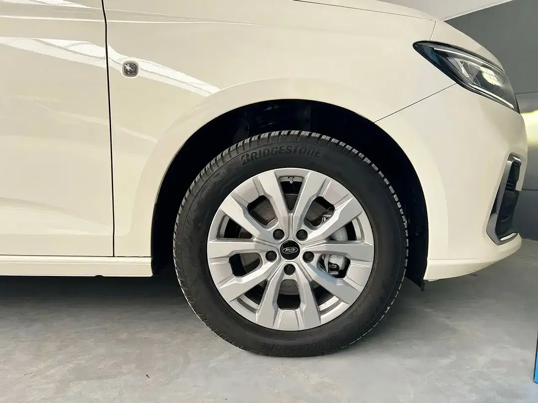 Ford Tourneo Connect Titanium - Thumbnail 5