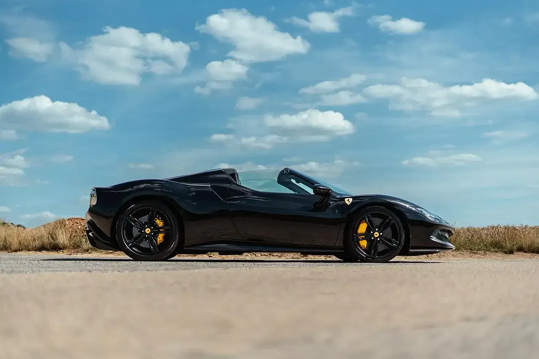 Ferrari 296 GTS - Thumbnail 12