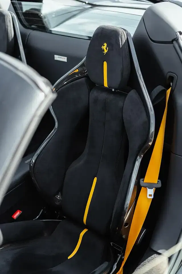 Ferrari 296 GTS - Thumbnail 6