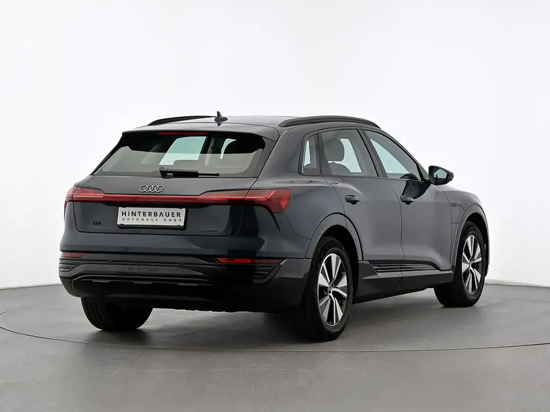 Audi Q8 e-tron 55 quattro - Thumbnail 6