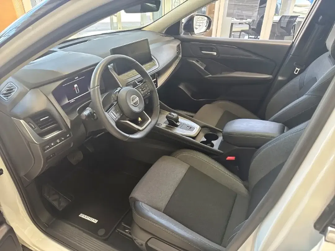 Nissan Qashqai N-Connecta - Thumbnail 6