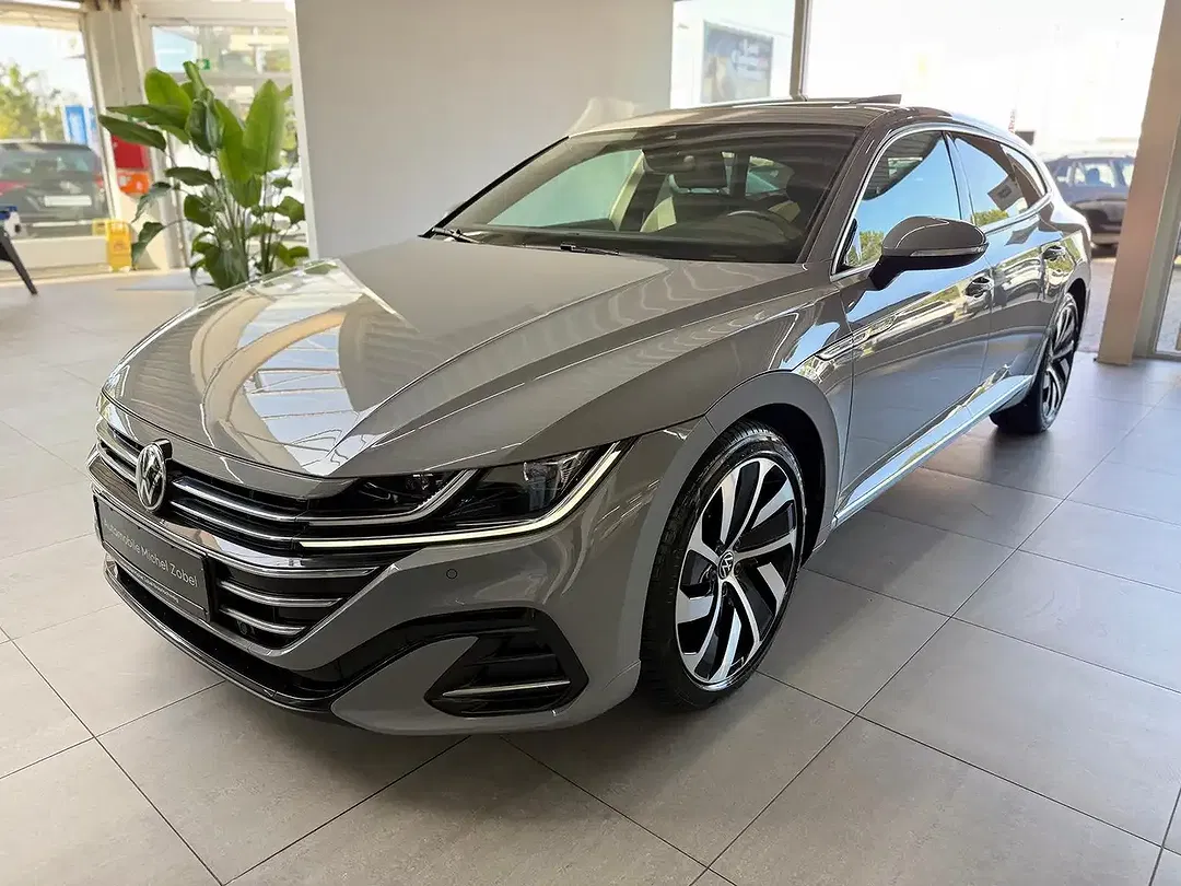 Volkswagen Arteon R-Line - foto 1