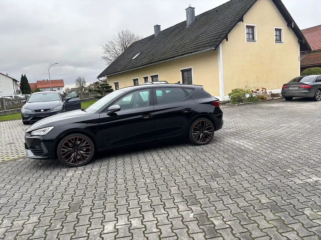 CUPRA Leon PHEV AUT - Thumbnail 4