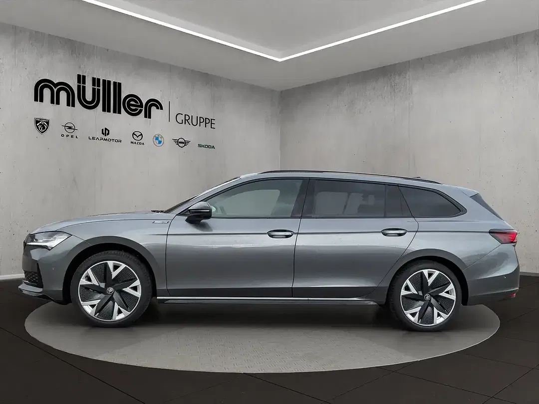 Skoda Superb 2.0 TDI 4x4 Combi Sportline - Thumbnail 4