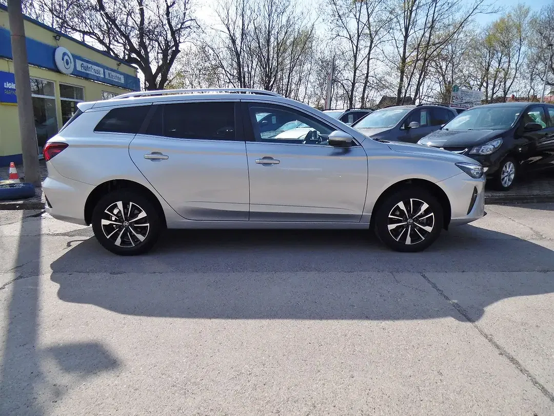 MG MG5 Comfort - Thumbnail 4