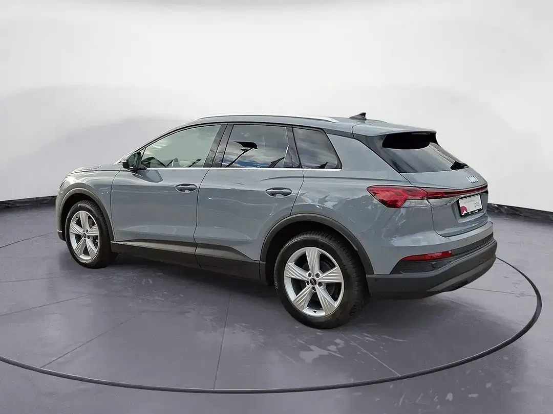 Audi Q4 e-tron 35 - Thumbnail 3