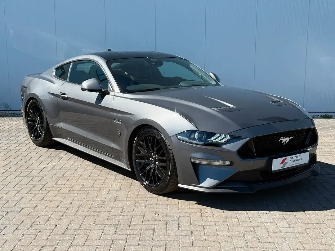 Ford Mustang 5.0 GT - foto 1