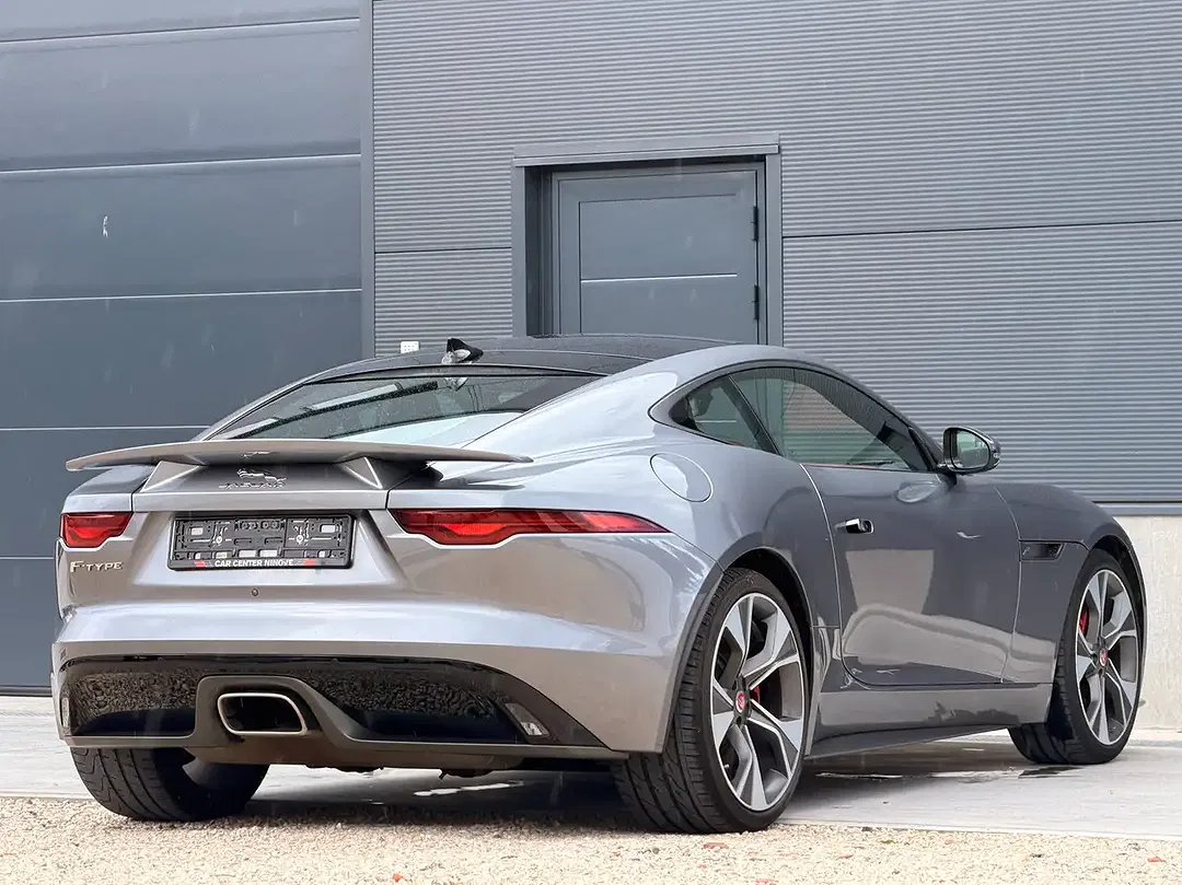 Jaguar F-Type P300 2.0 Coupe First Edition - Thumbnail 16