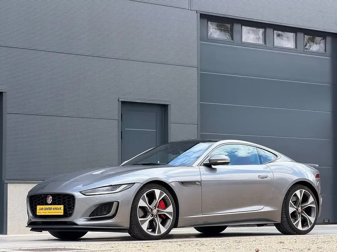 Jaguar F-Type P300 2.0 Coupe First Edition - foto 2