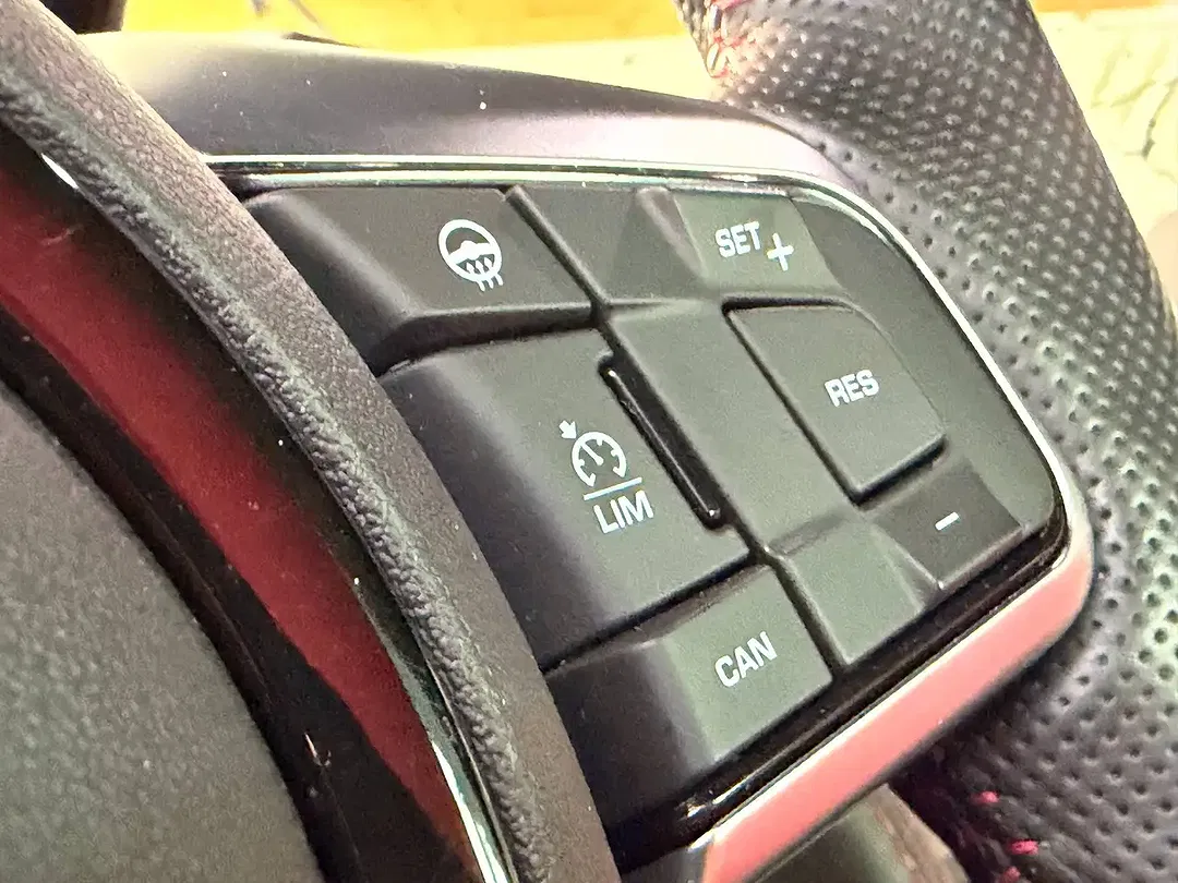 Jaguar F-Type P300 2.0 Coupe First Edition - Thumbnail 27
