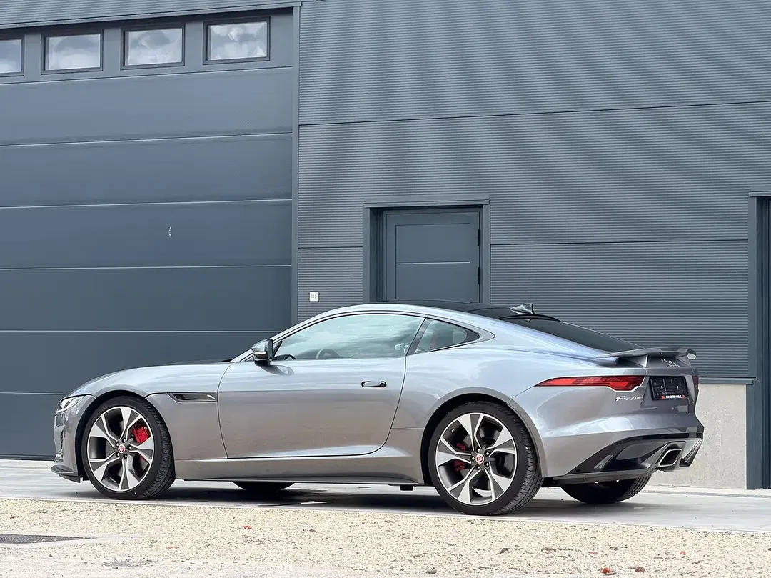 Jaguar F-Type P300 2.0 Coupe First Edition - Thumbnail 3