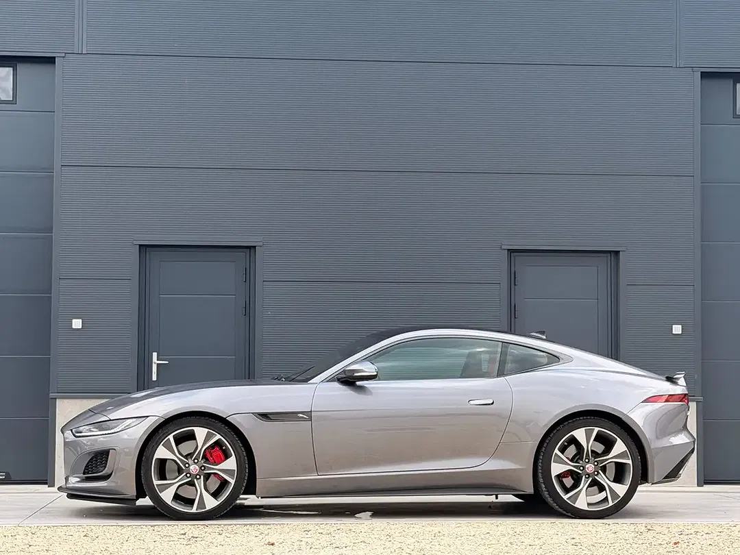 Jaguar F-Type P300 2.0 Coupe First Edition - Thumbnail 4