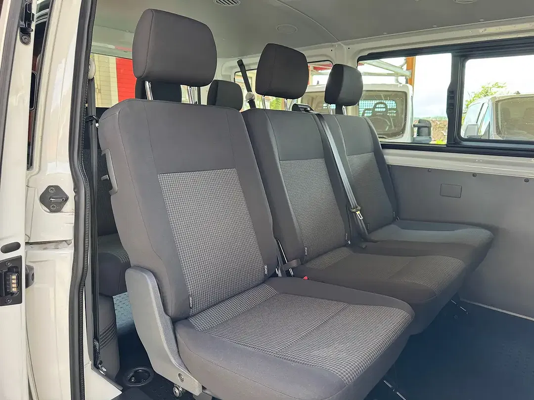 Volkswagen T6.1 Kombi 2.0 TDI - Thumbnail 11
