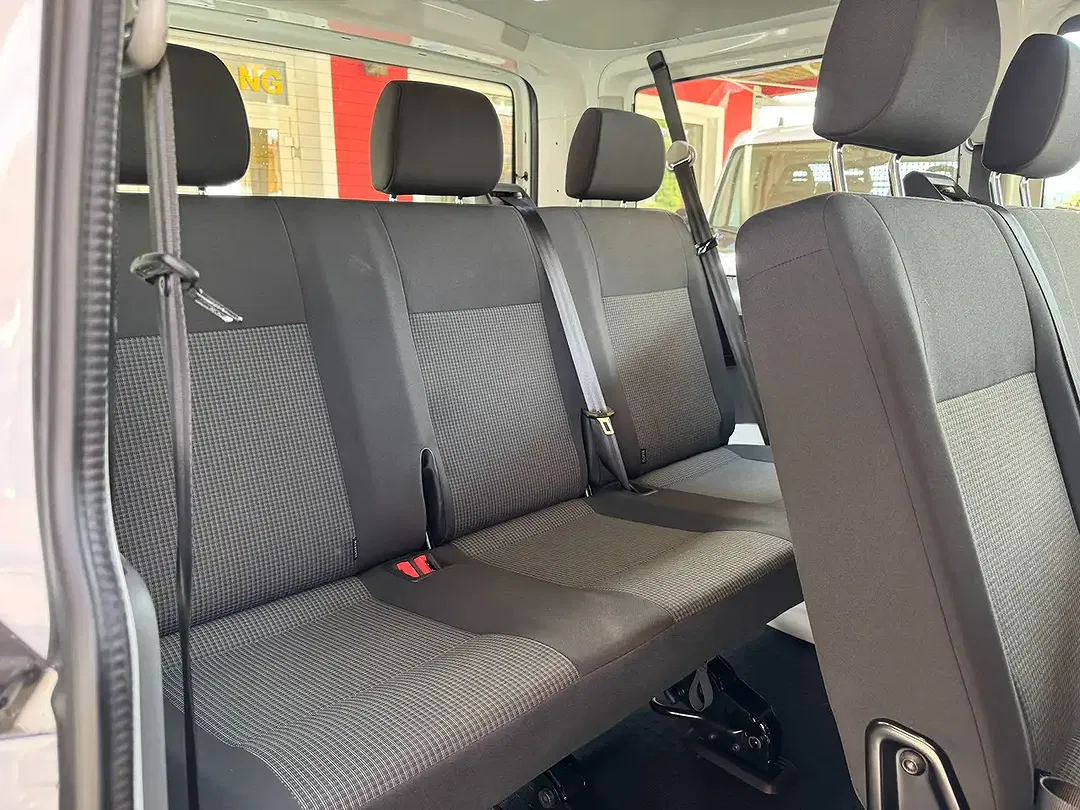 Volkswagen T6.1 Kombi 2.0 TDI - Thumbnail 12