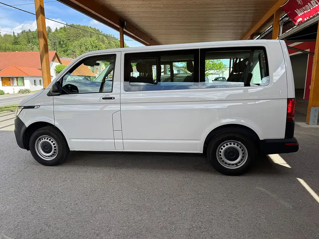 Volkswagen T6.1 Kombi 2.0 TDI - Thumbnail 7