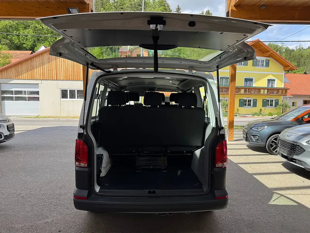 Volkswagen T6.1 Kombi 2.0 TDI - Thumbnail 8