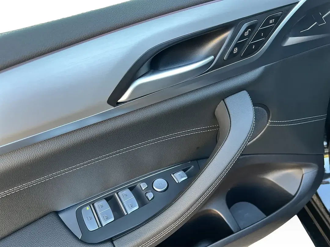 BMW X4 M - Thumbnail 14