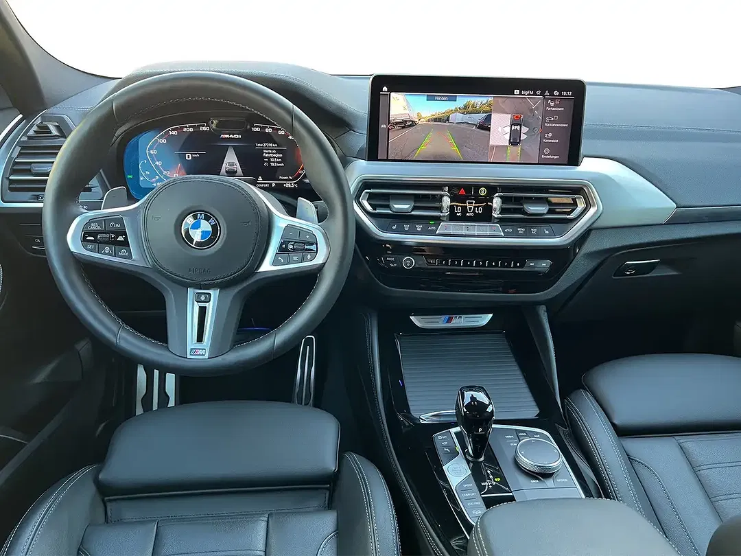 BMW X4 M - Thumbnail 2