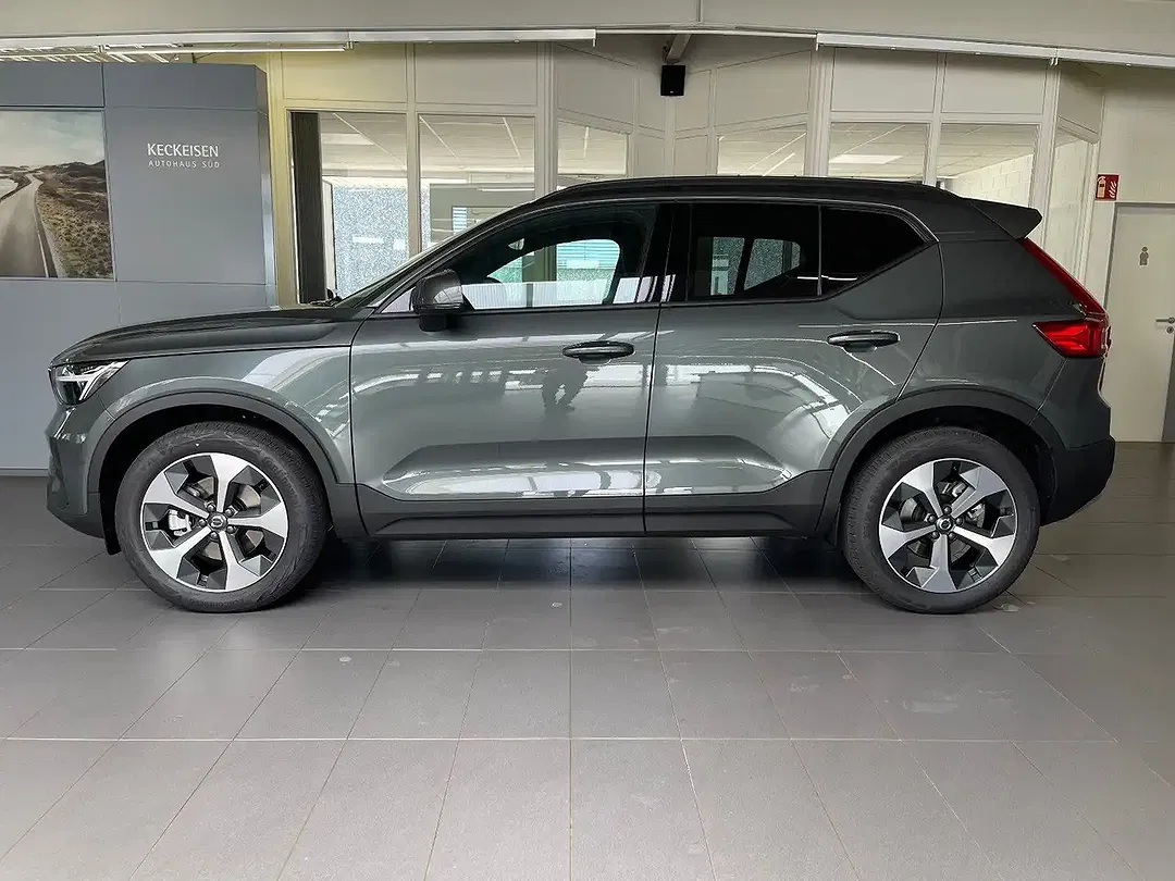 Volvo XC40 B3 Core - Thumbnail 7