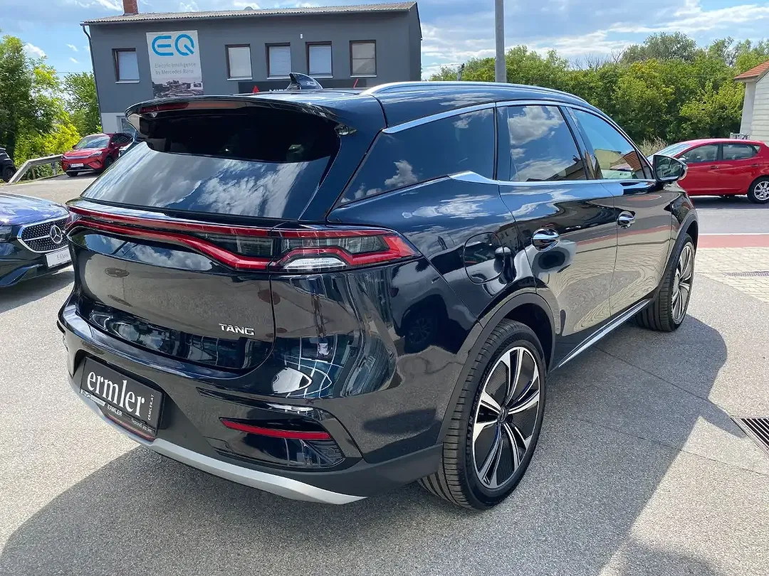 BYD Tang Flagship - Thumbnail 5
