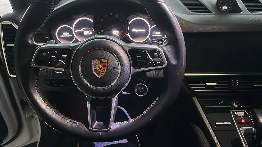 Porsche Cayenne E-Hybrid - Thumbnail 10