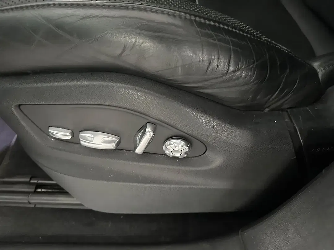 Porsche Cayenne E-Hybrid - Thumbnail 16