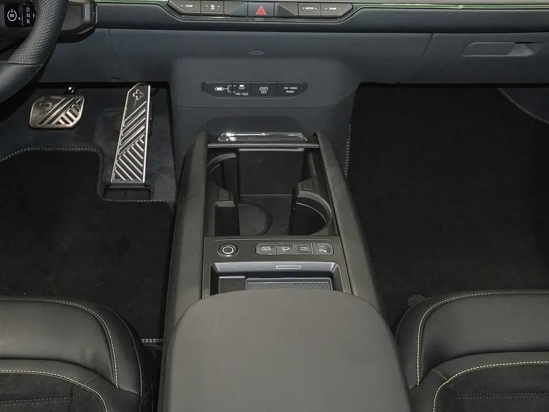 Kia EV9 99.8 kWh AWD GT - Thumbnail 10