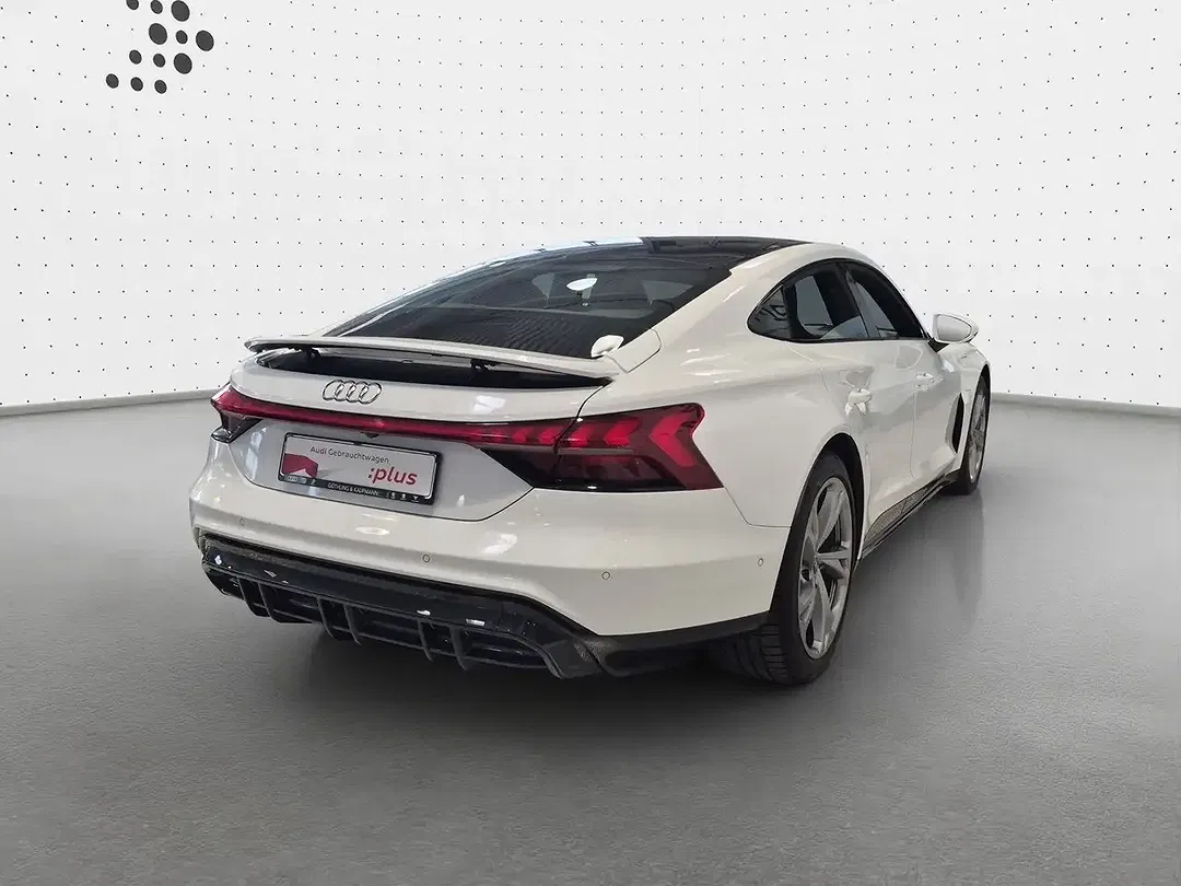 Audi e-tron GT quattro - foto 2