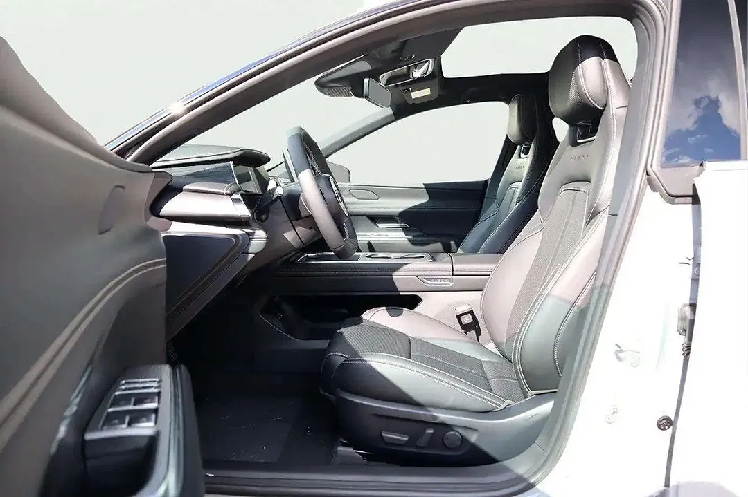 Mazda 6e Takumi - Thumbnail 8