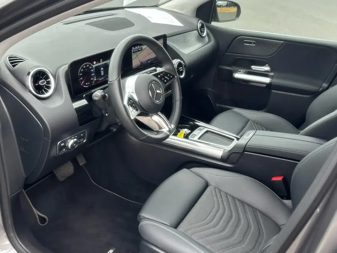Mercedes-Benz B 200 - Thumbnail 12