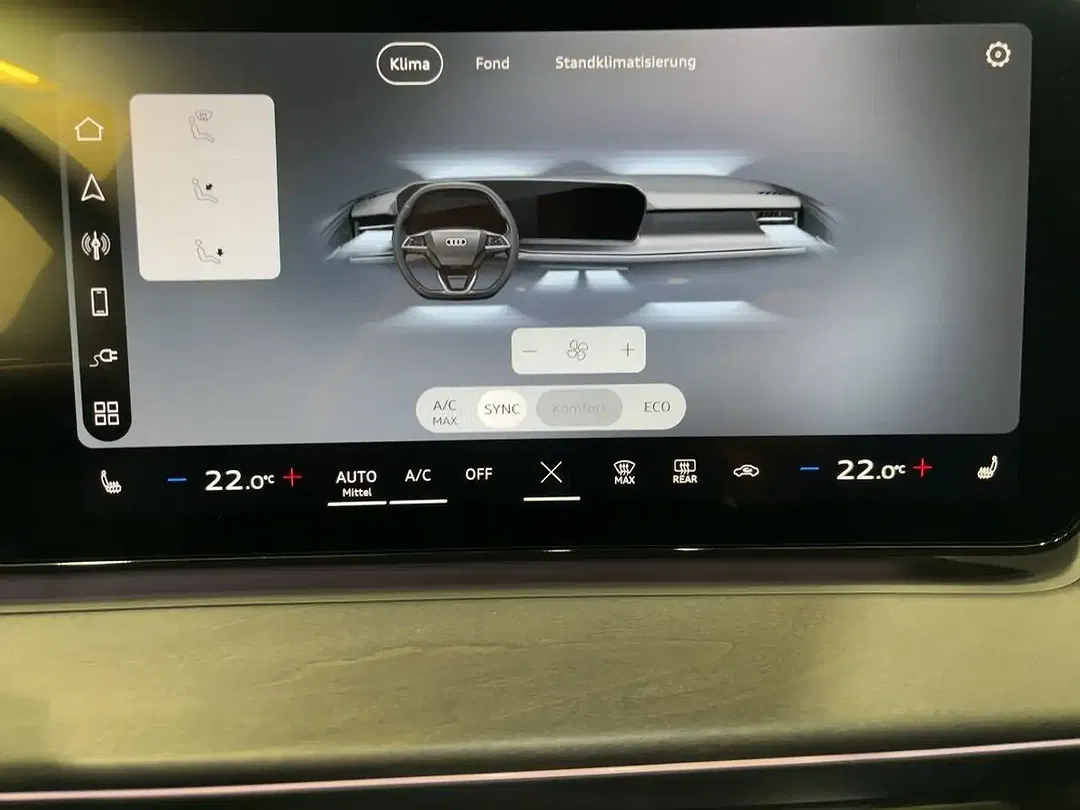 Audi Q3 - Thumbnail 11