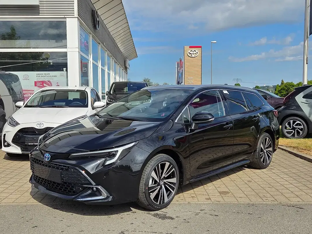 Toyota Corolla Hybrid Teamplayer - Thumbnail 2