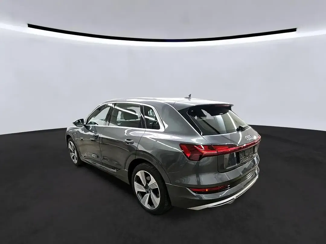 Audi e-tron 55 quattro S line - Thumbnail 4