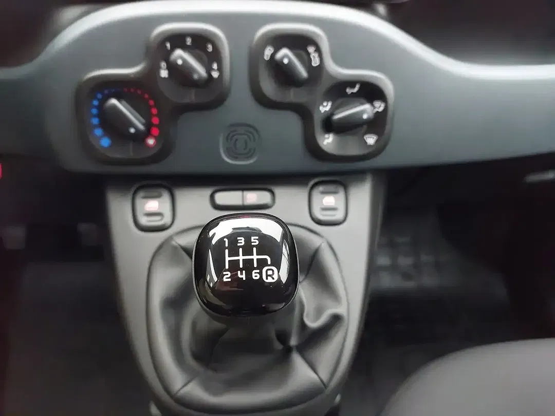 Fiat Panda FireFly Hybrid - Thumbnail 8