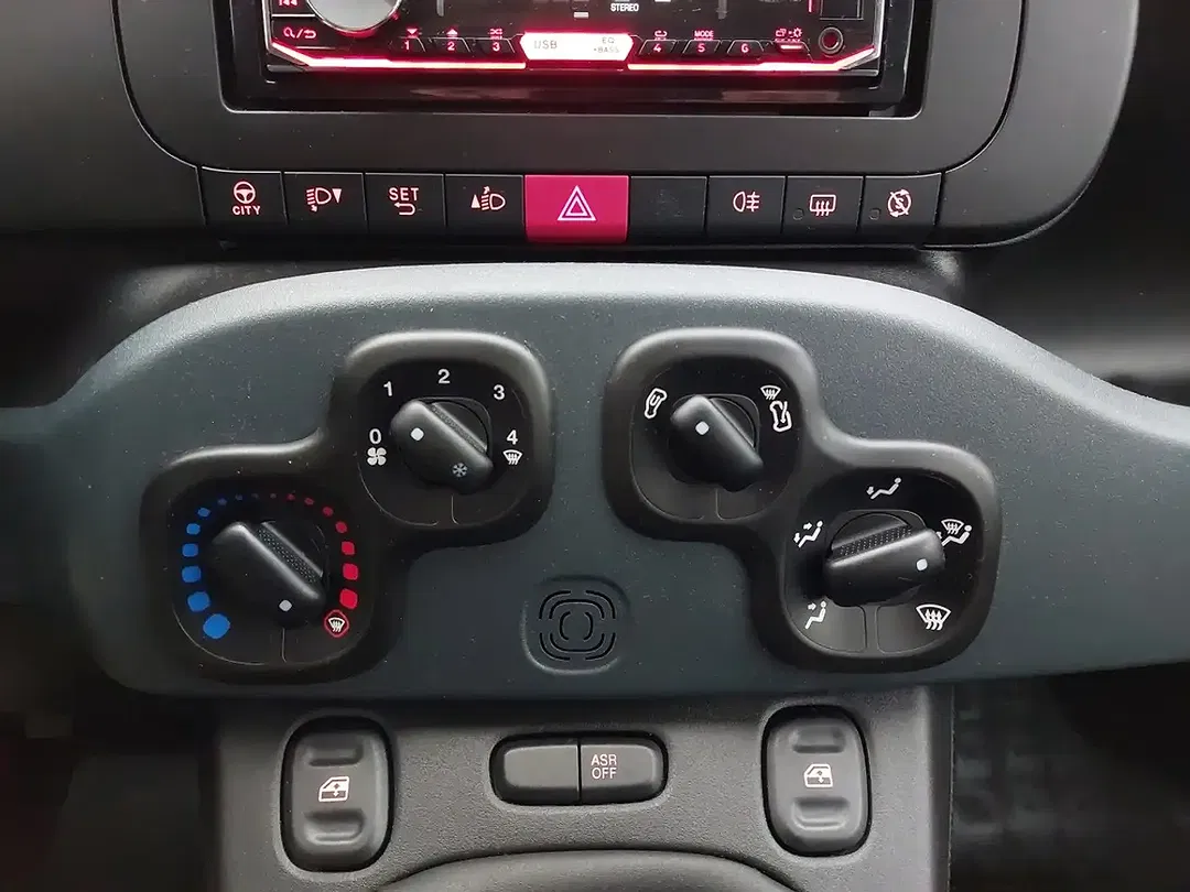Fiat Panda FireFly Hybrid - Thumbnail 9