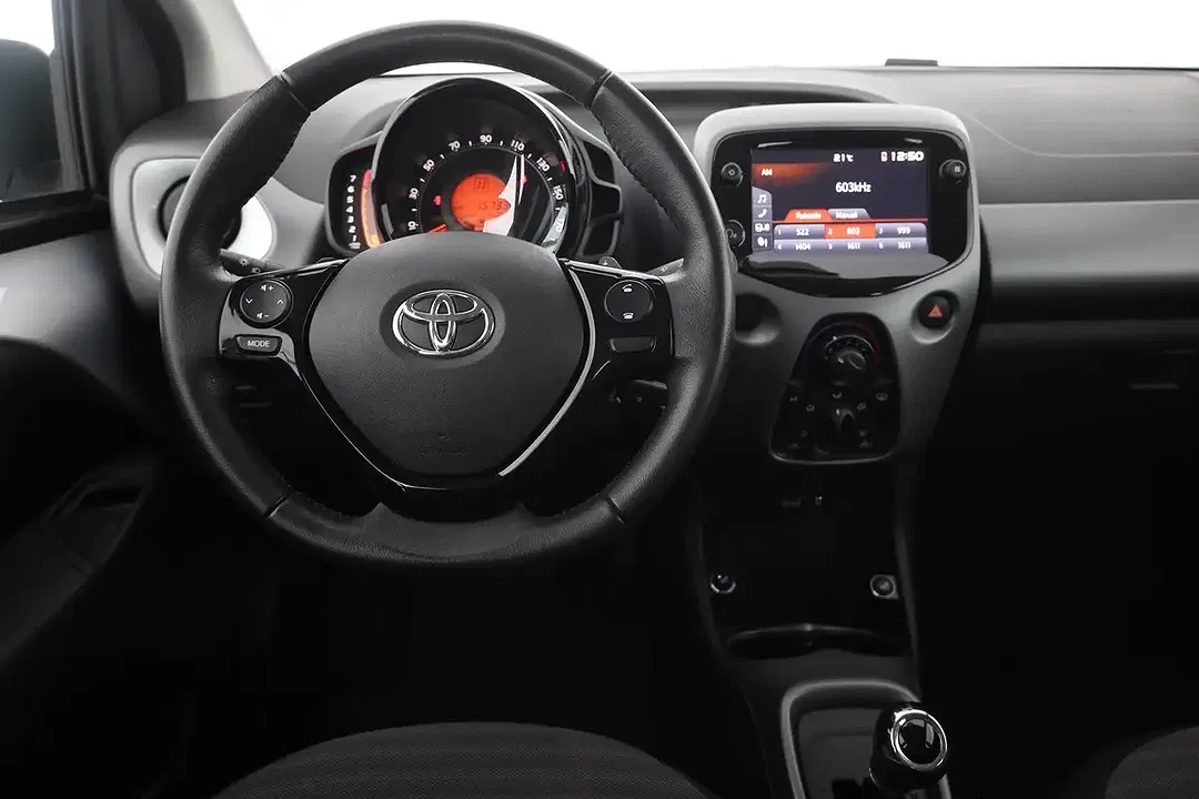 Toyota Aygo - Thumbnail 10
