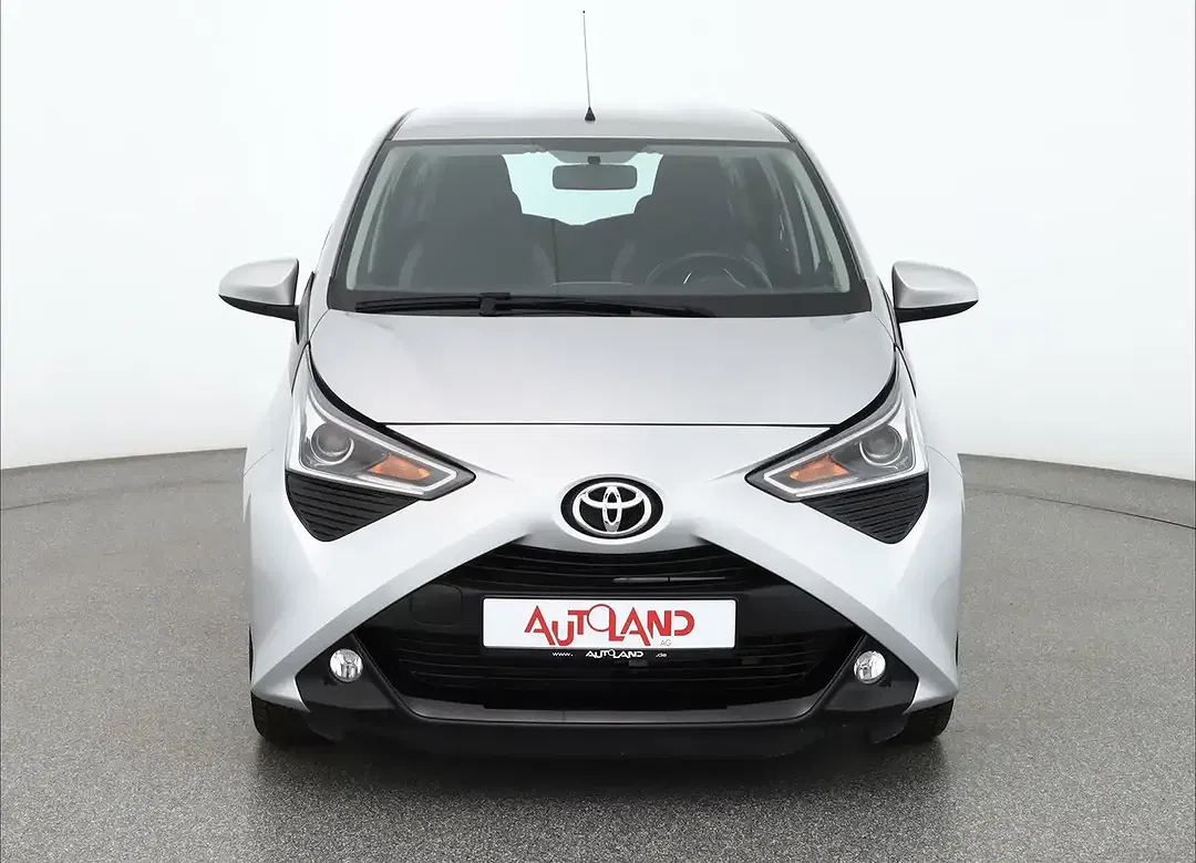 Toyota Aygo - Thumbnail 8