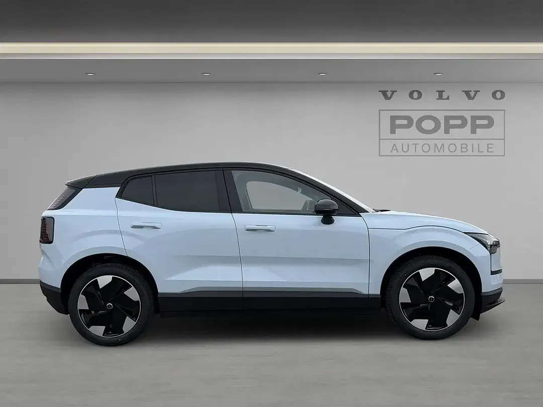 Volvo EX30 AWD Twin Motor Plus - Thumbnail 6