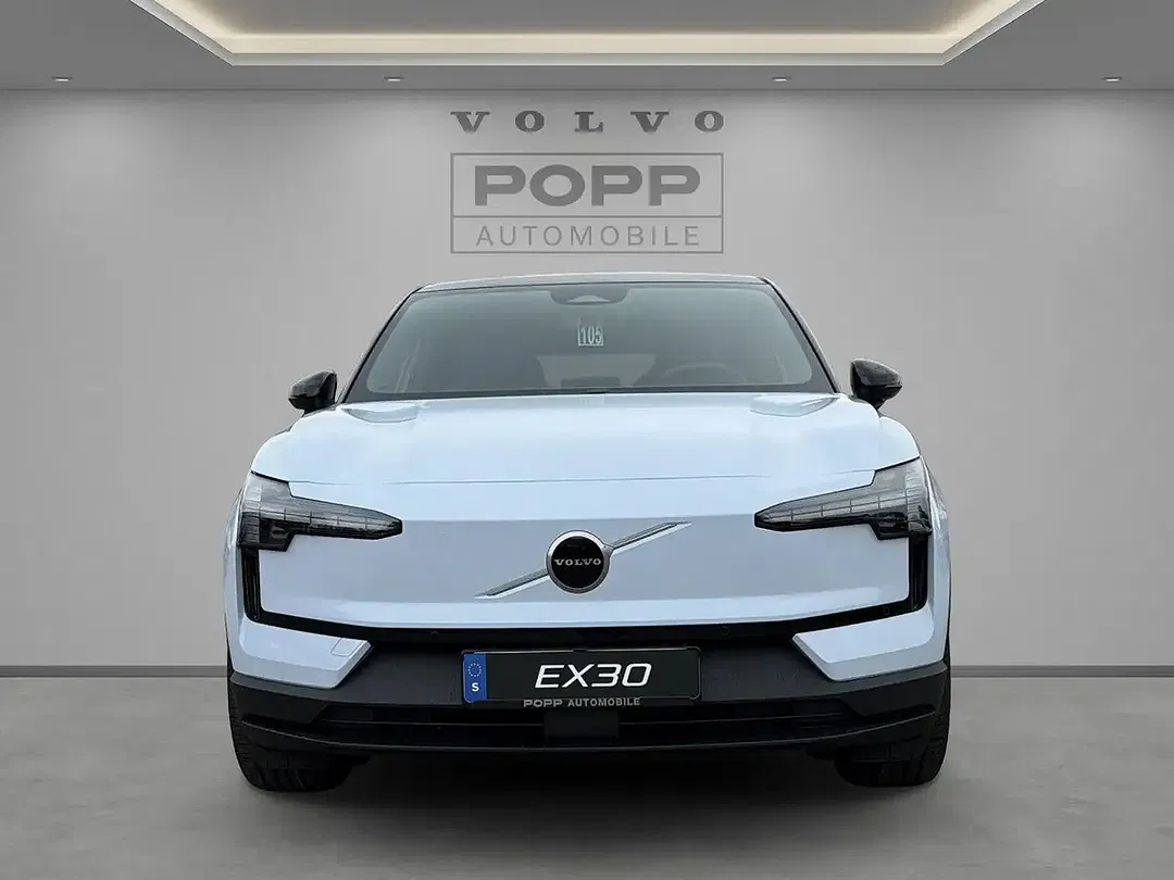 Volvo EX30 AWD Twin Motor Plus - Thumbnail 8